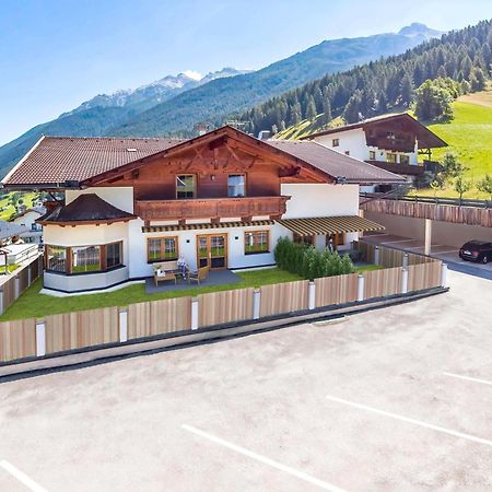 Apartment In Neustift In A Quiet Location นอยชติฟ อิม ชตูไปทัล ภายนอก รูปภาพ